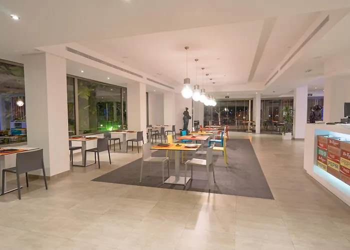 Thb Ocean Beach - Adults Only